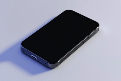 recenzja etui na iphone 13 mini
